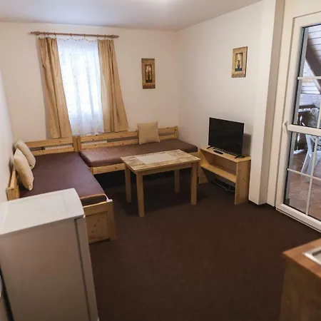 Apartmany Alpsky Dum Zelezna Ruda Exterior photo